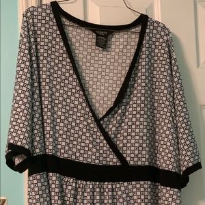 4x 26/28 George woman shirt